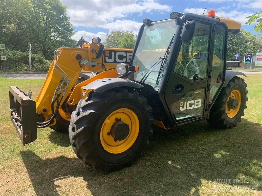 JCB 527-58 伸缩臂叉装车|叉装车