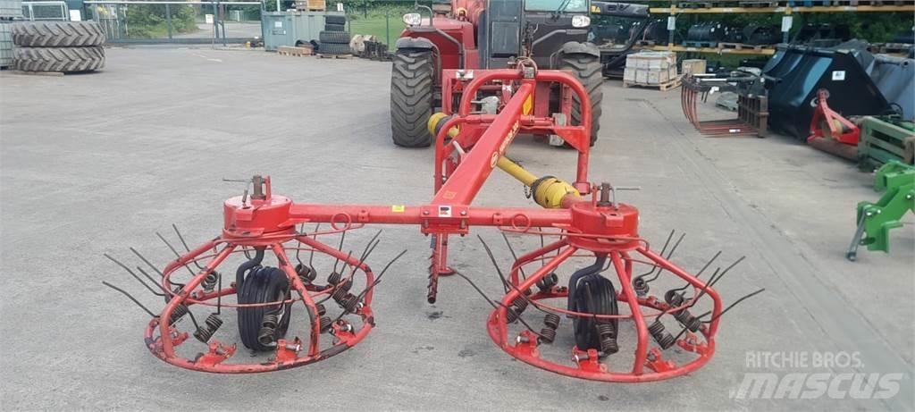 Kverneland Haybob 300 犁耙和摊草机