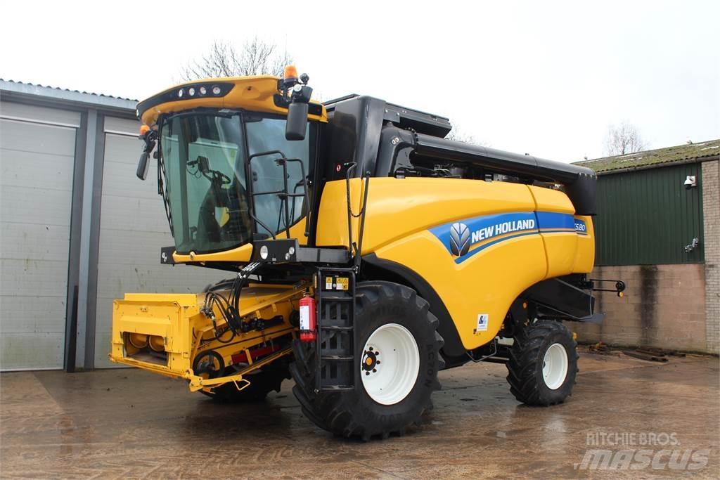 New Holland CX5.80S 联合收割机