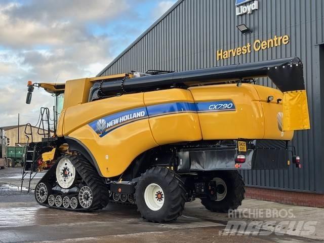 New Holland CX7.90 联合收割机
