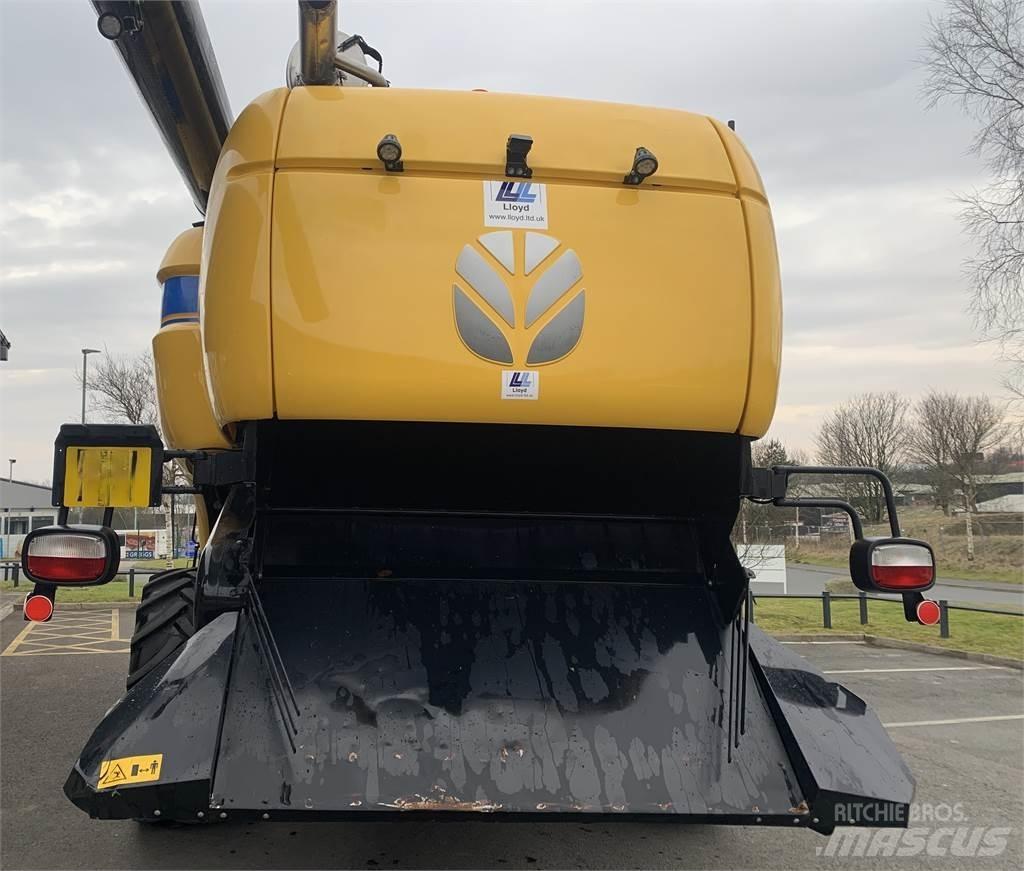 New Holland CX8.80 联合收割机