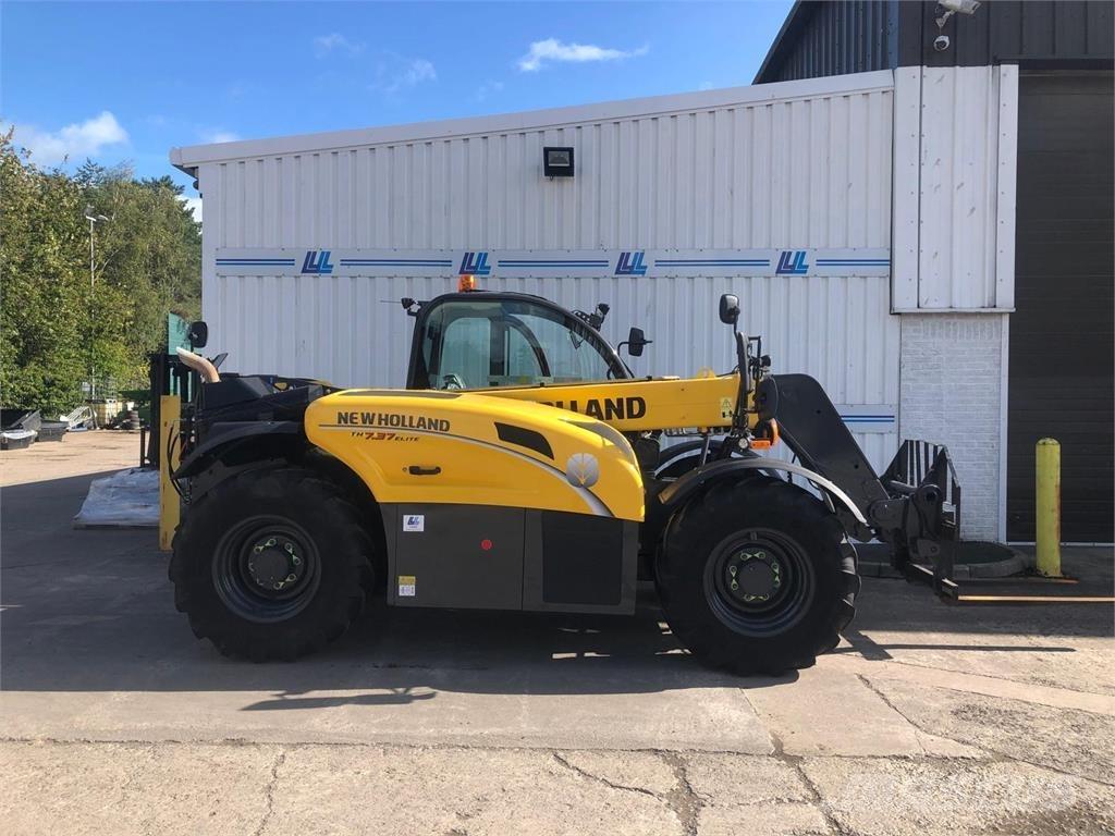 New Holland TH7.37 伸缩臂叉装车|叉装车