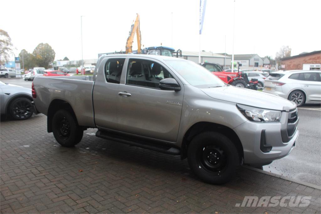Toyota Hilux 皮卡车