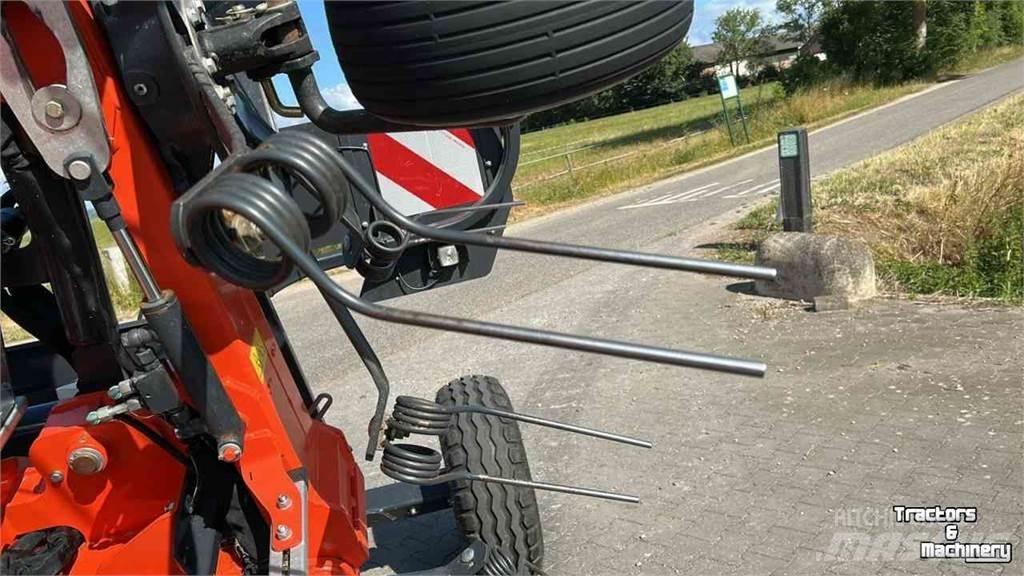Kubota TE10511C 料堆整形机