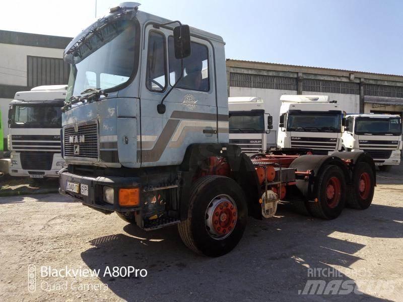 MAN 23.362 牵引车