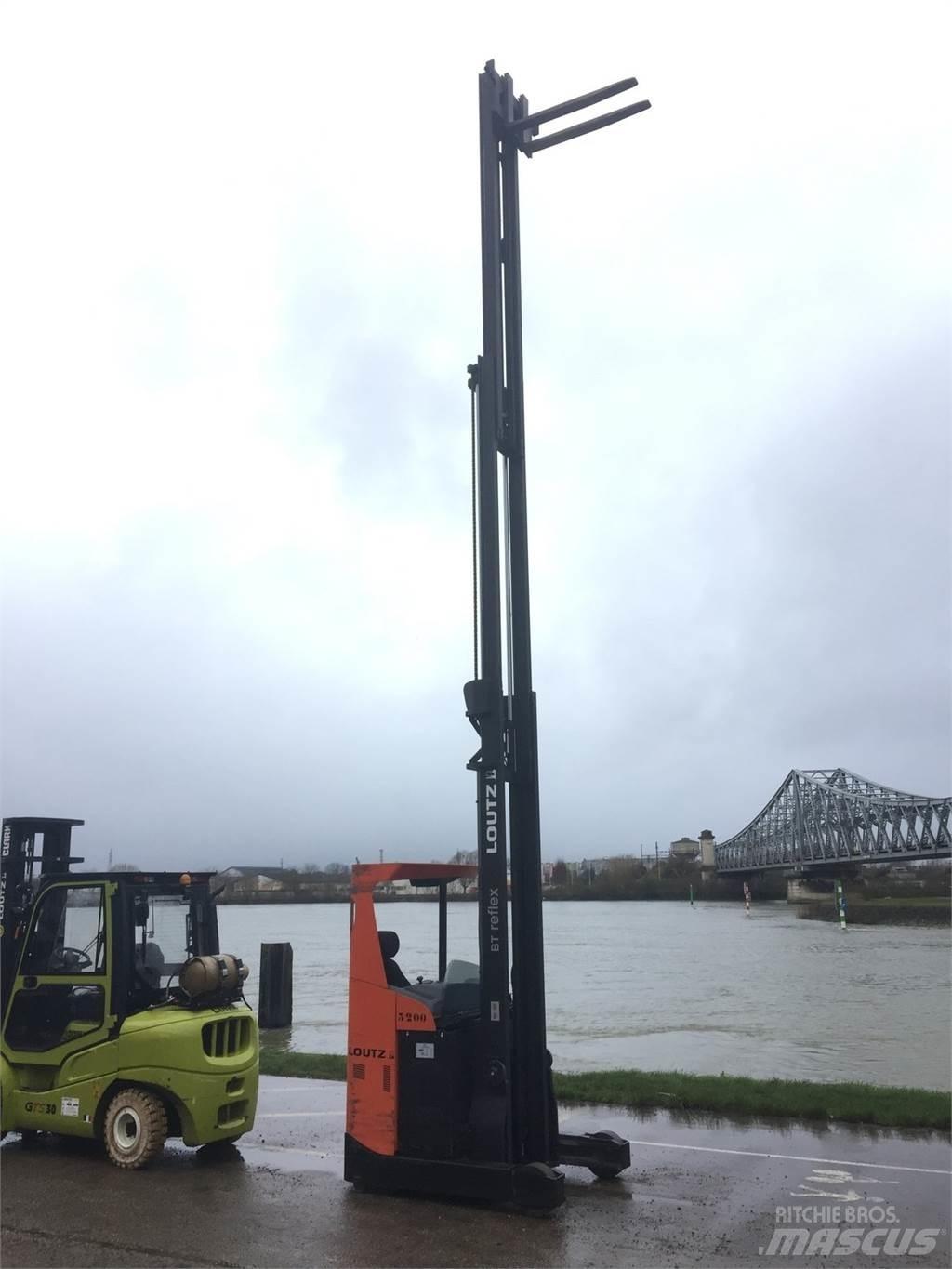 BT RRE160 前移式叉车