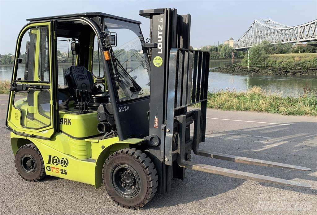 Clark GTS25D 其他叉车