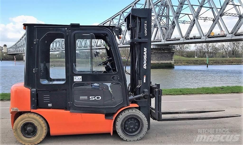 Doosan B50X-5 其他叉车