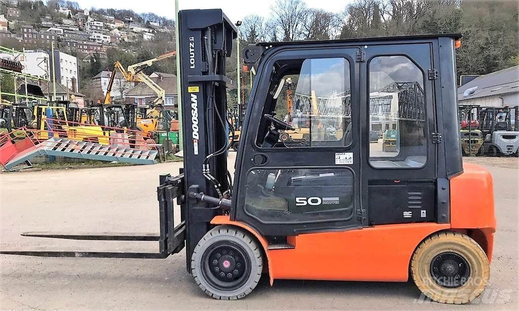 Doosan B50X-5 其他叉车