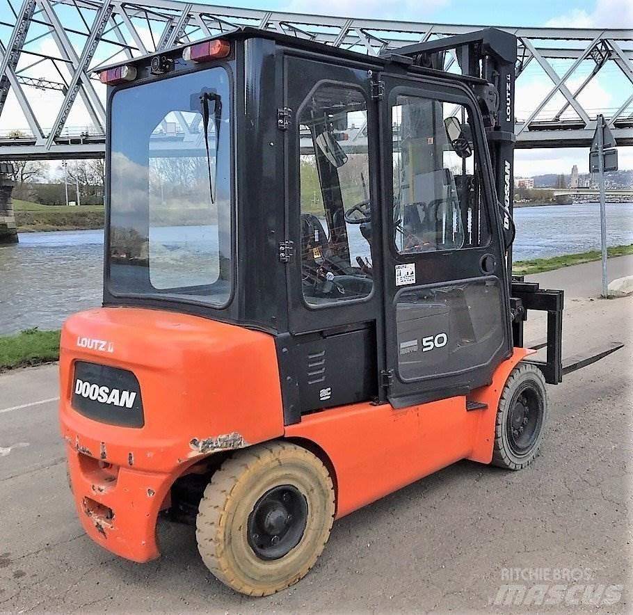 Doosan B50X-5 其他叉车