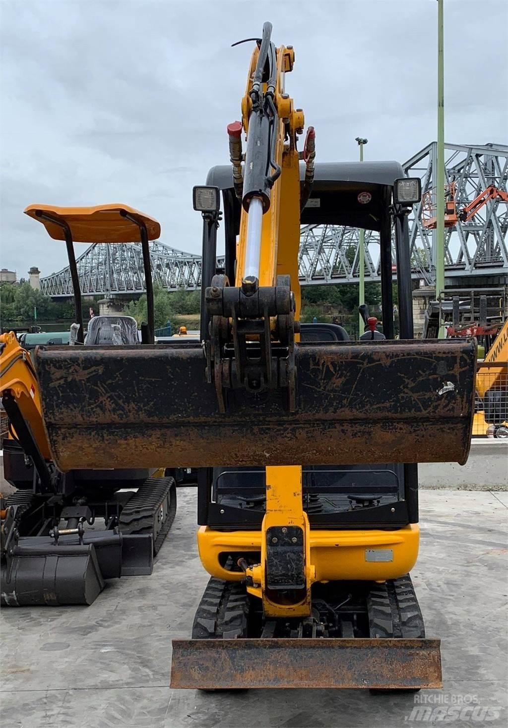 JCB 8014 小型挖掘机