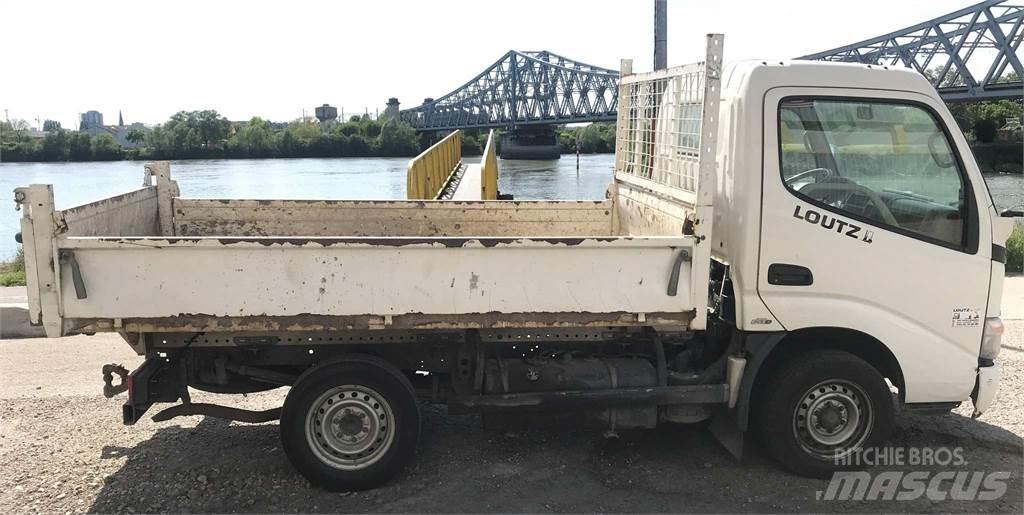 Toyota NT21Y 自卸式货车