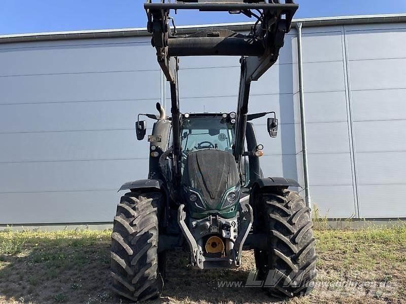 Valtra T174 拖拉机/农用车