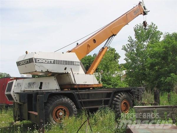 Drott 2500 全地面起重机︳移动式起重机