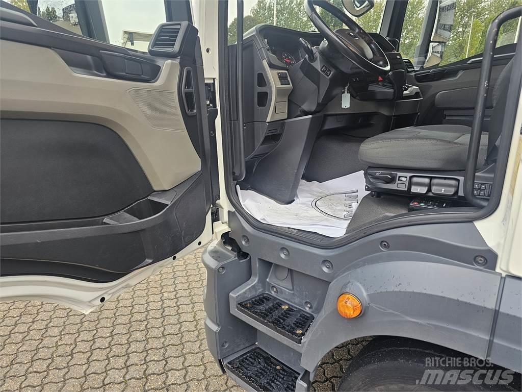 MAN TGL 12.250 篷布货车