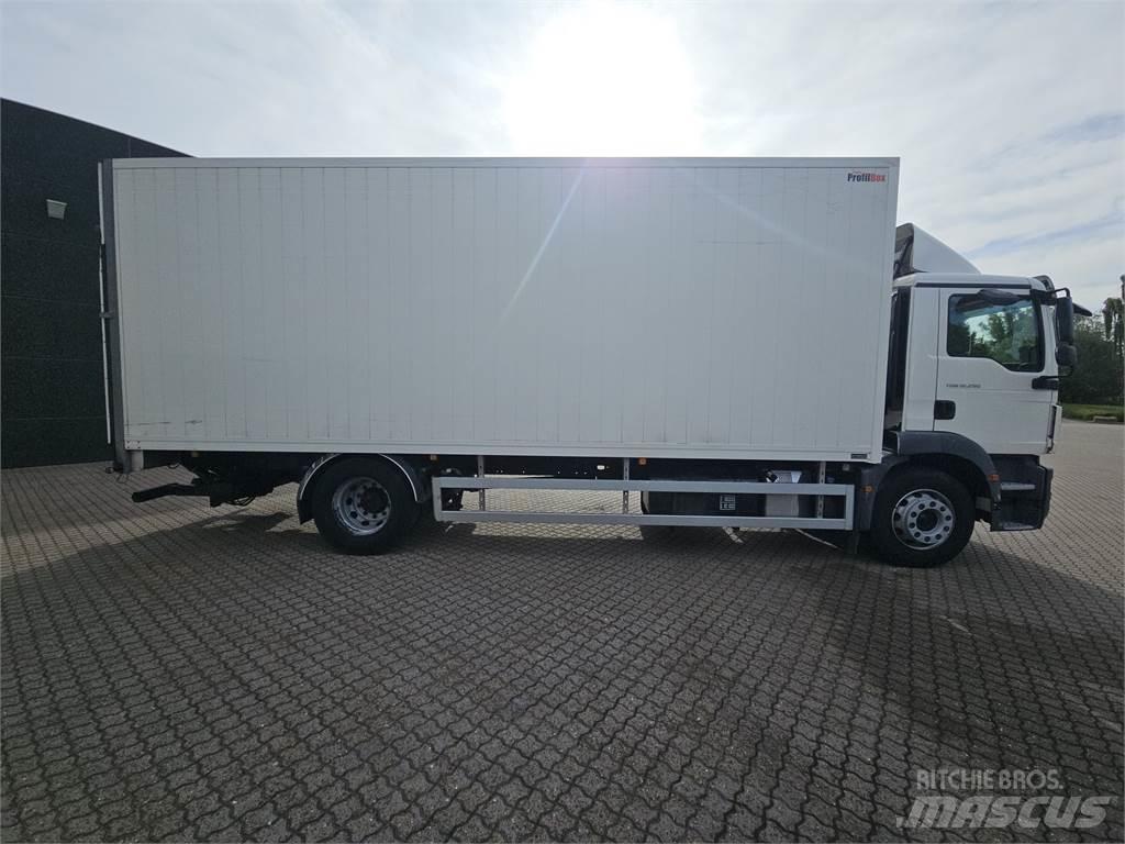 MAN TGM 18.290 厢式货车