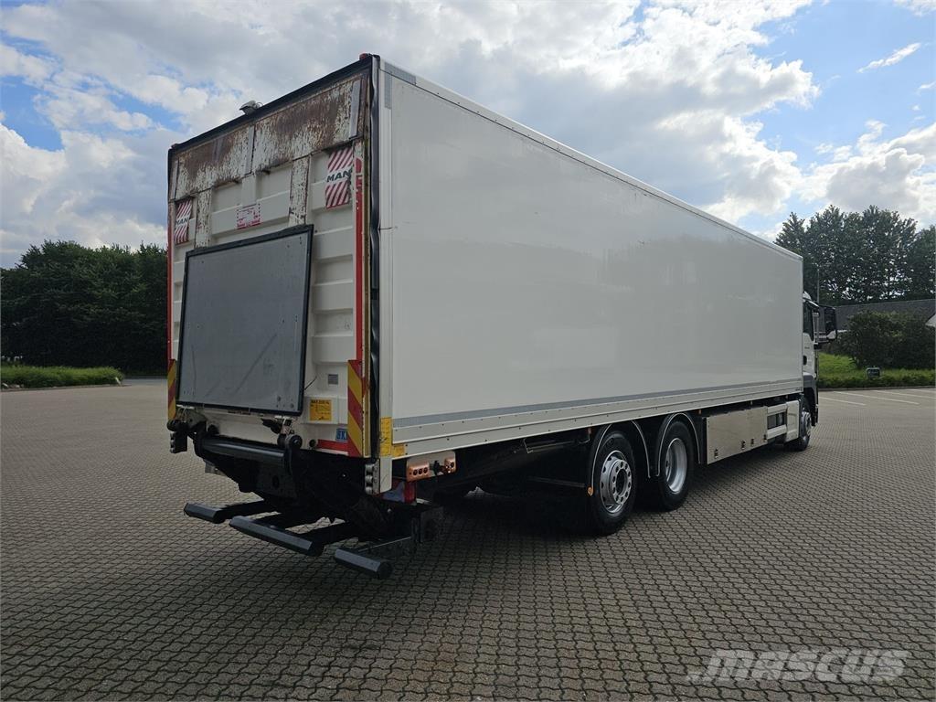 MAN TGS 26.420 厢式货车