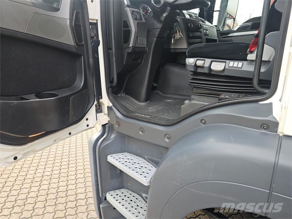 MAN TGS 26.500 6X2-4 集装箱叉车