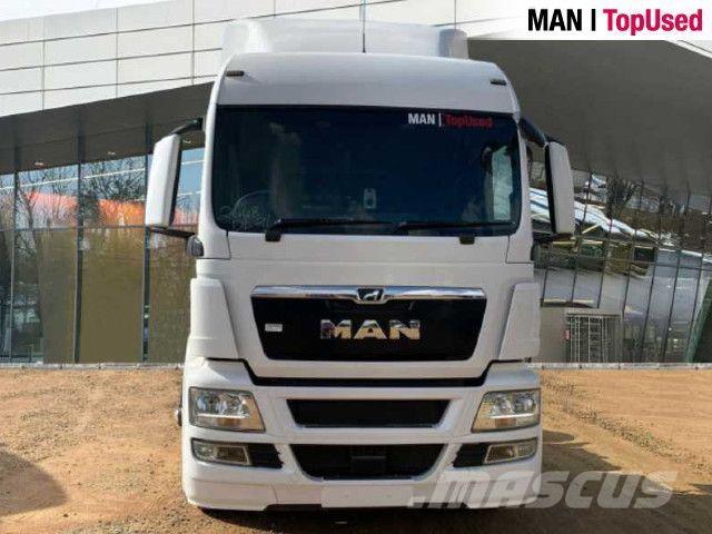 MAN 26.440 牵引车