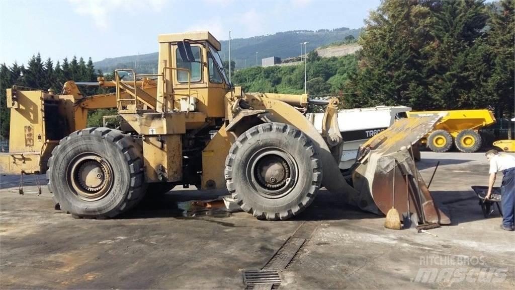 CAT 988B 轮式装载机