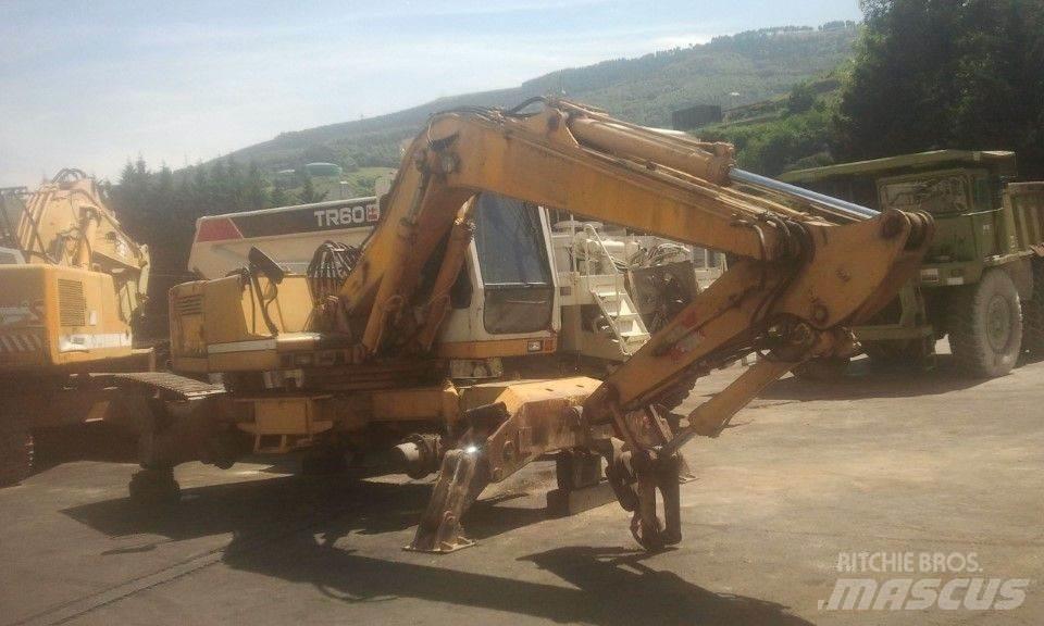Liebherr A902 轮式挖掘机