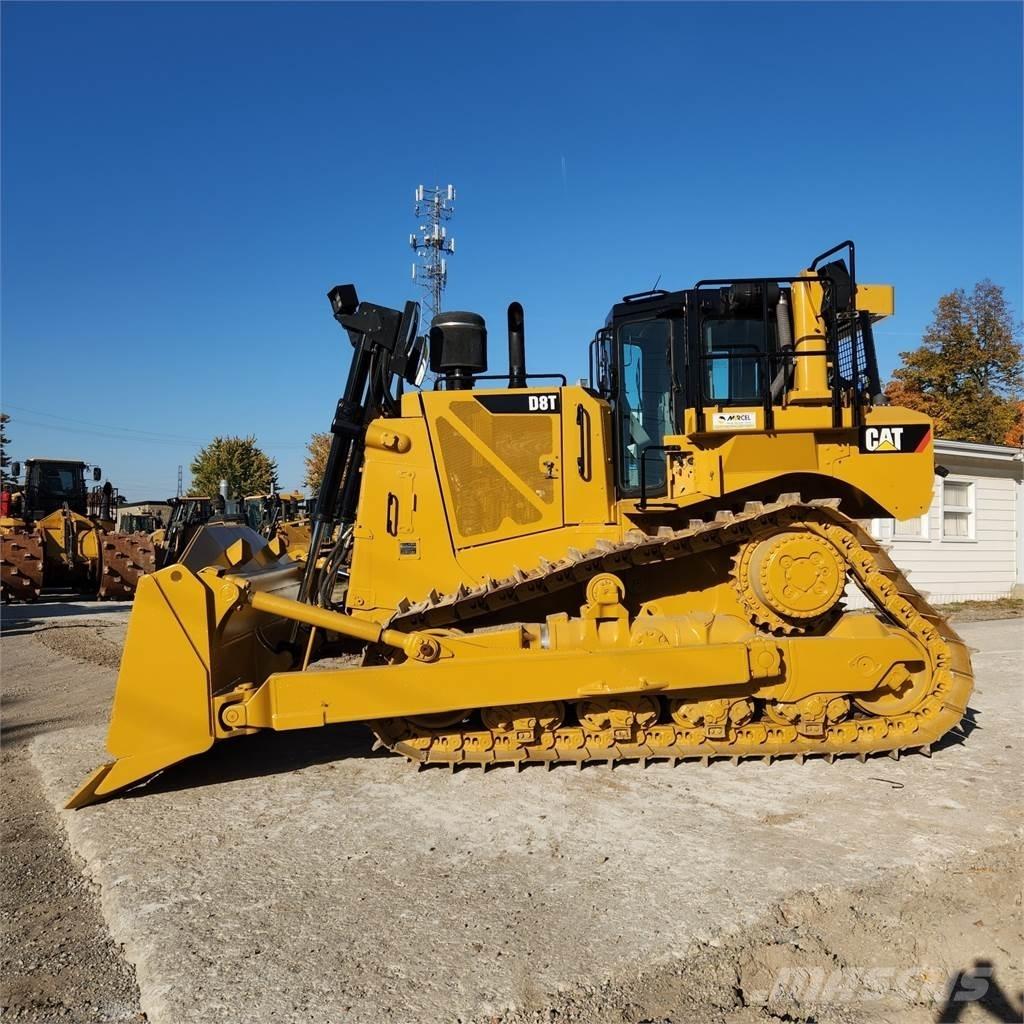 CAT D8T 履带式推土机