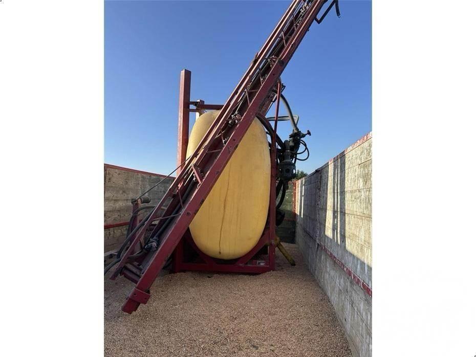 Hardi 1000 ltr., 12 m. 农业机械-其他