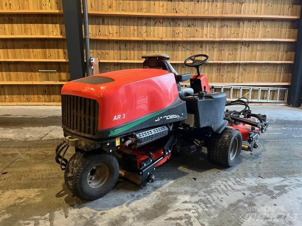 Jacobsen AR-3 骑乘式割草机