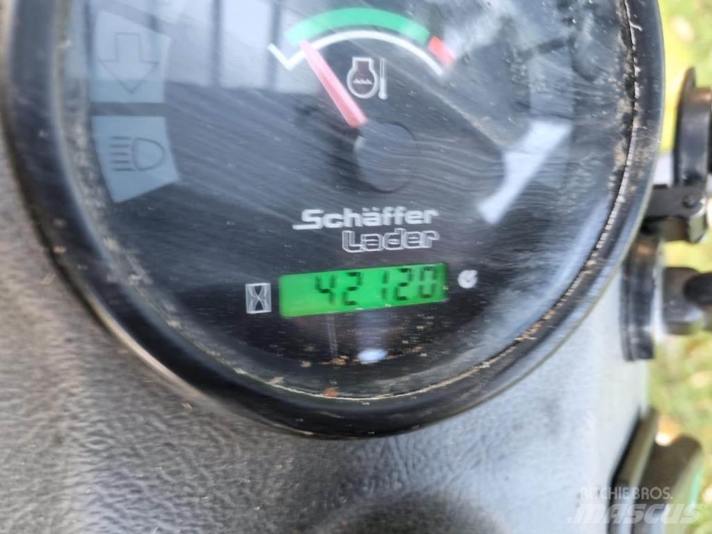 Schäffer 2028 小型装载机