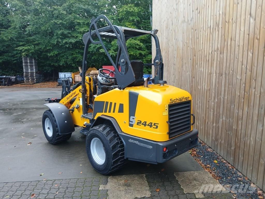 Schäffer 2445S 小型装载机