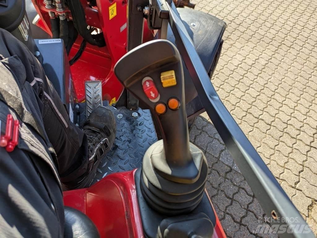 Schäffer 3630 小型装载机
