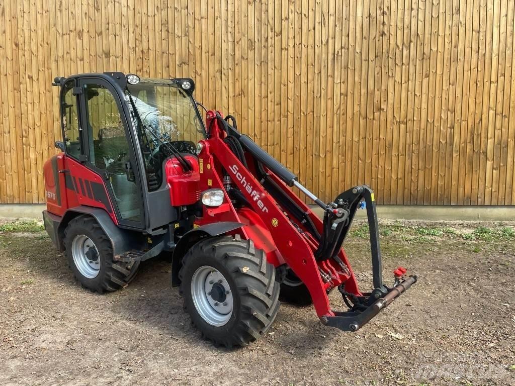 Schäffer 4670 小型装载机
