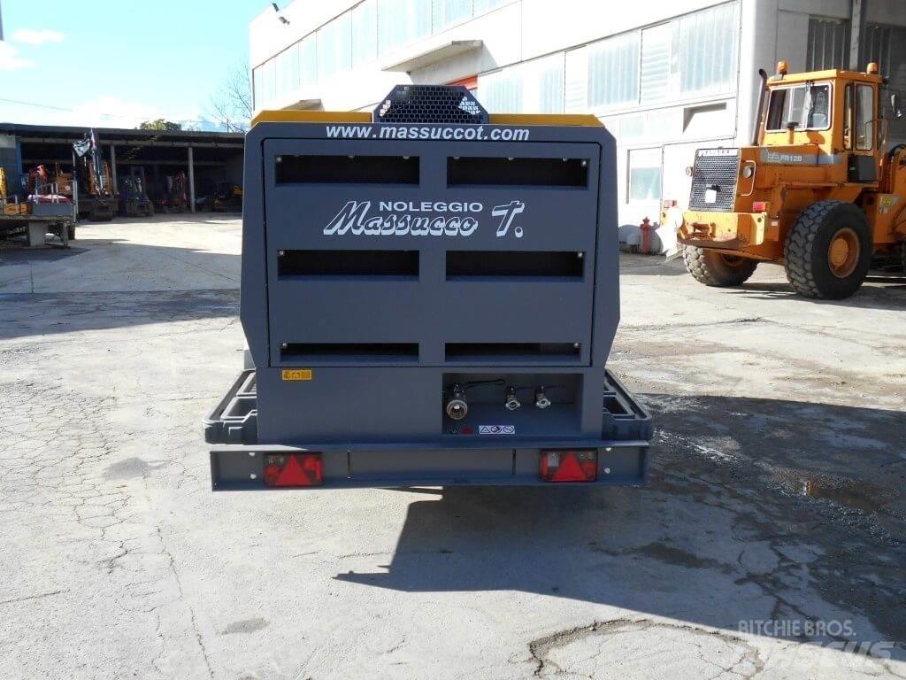 Atlas Copco XAHS 317 压缩机
