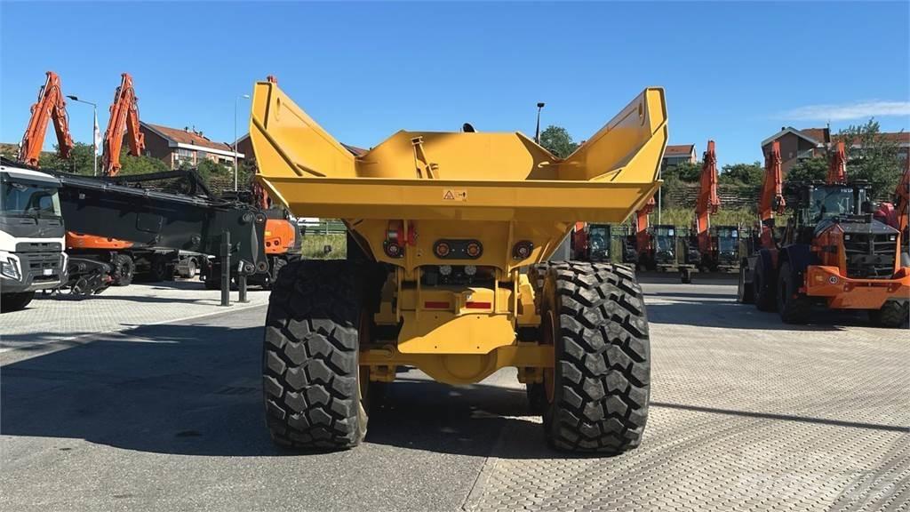 Bell B30E 6X6 翻斗车\公路型自卸车