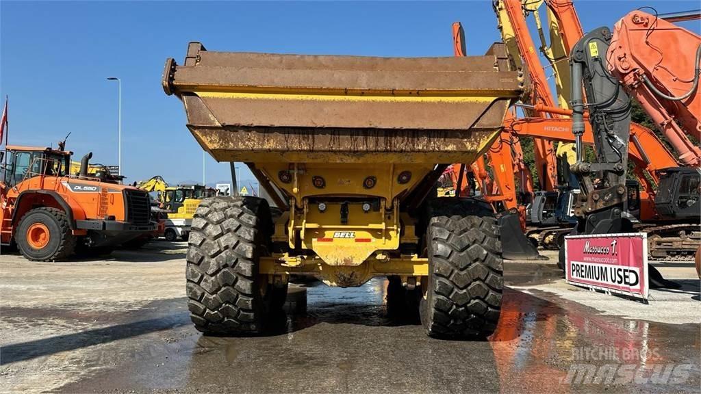 Bell B50E 6X6 翻斗车\公路型自卸车