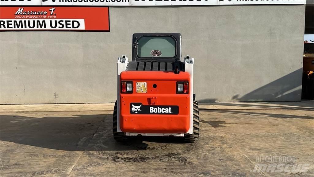 Bobcat S130 滑移装载机