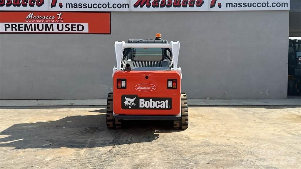 Bobcat T590 滑移装载机
