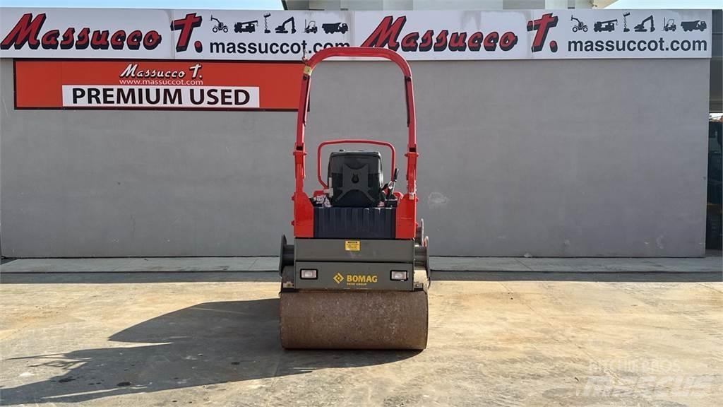 Bomag BW120 AD-4 土壤压实机