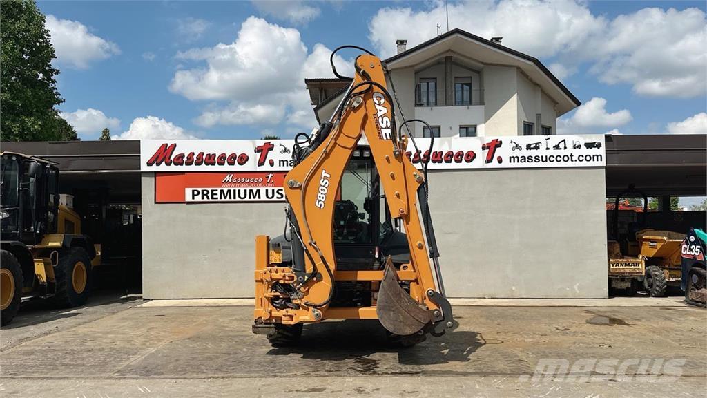 CASE 580ST 4x4 反铲装载机