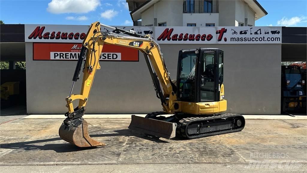 CAT 305E2 小型挖掘机