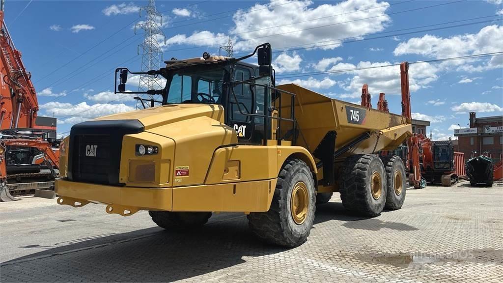 CAT 745C 6X6 翻斗车\公路型自卸车