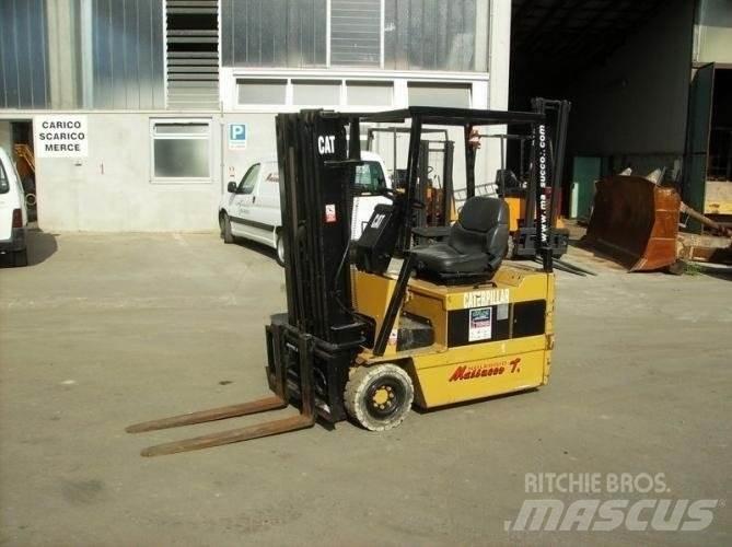 CAT EP15T 电动叉车