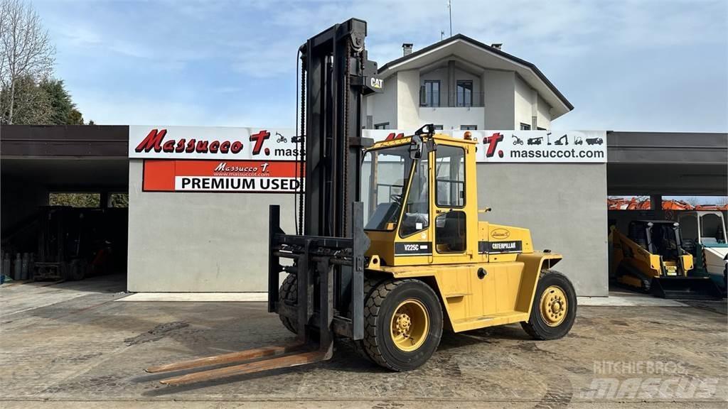 CAT V225C 柴油叉车