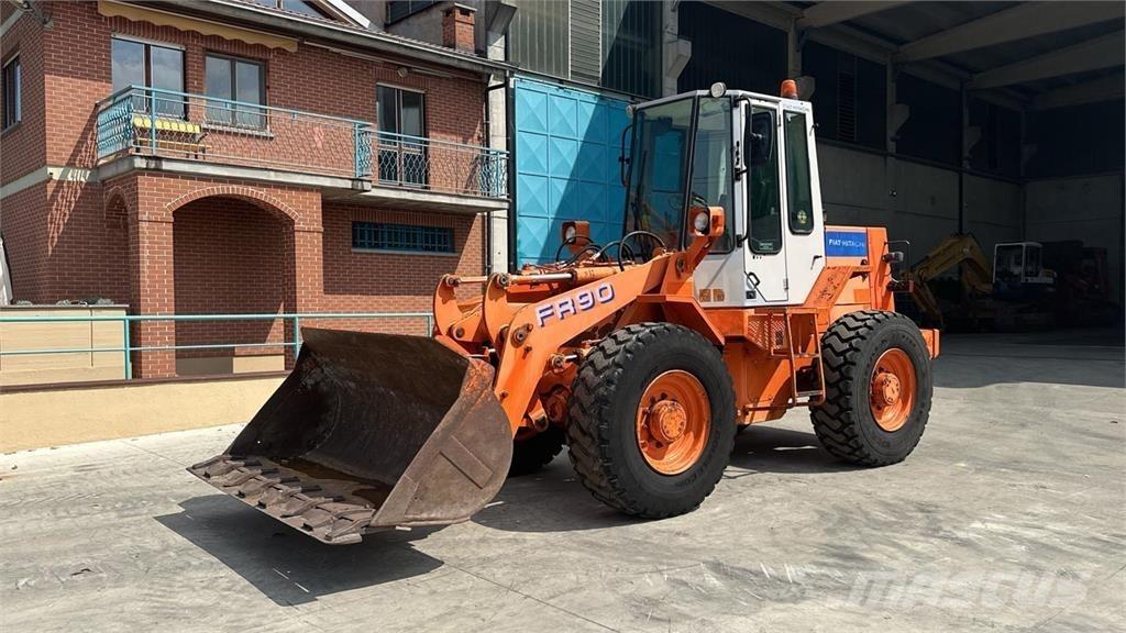 Fiat-Hitachi FR90 4X4 轮式装载机
