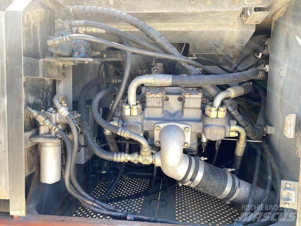 Hitachi EX230LCK 履带挖掘机