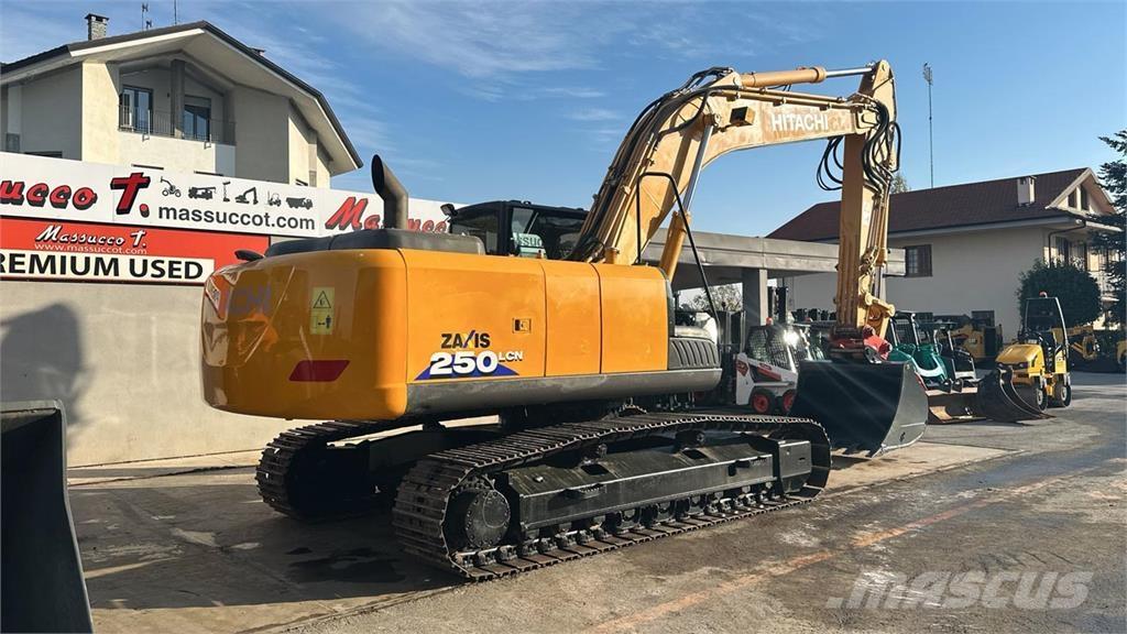 Hitachi X250LCN-5B 履带挖掘机