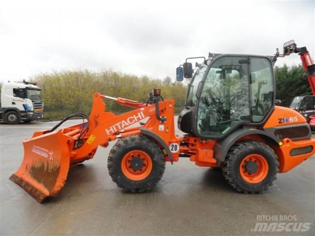 Hitachi ZW 65 推雪机