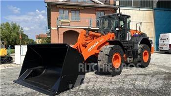 Hitachi ZW220-5B 轮式装载机