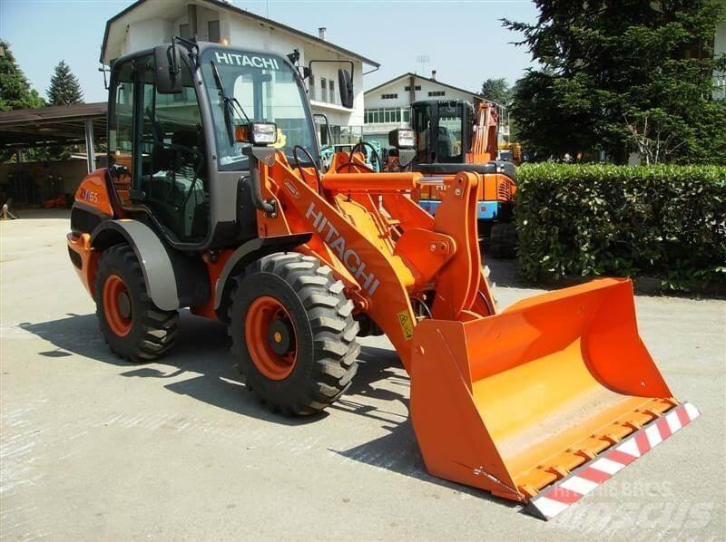 Hitachi ZW65 轮式装载机