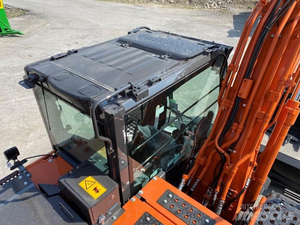 Hitachi ZX130-7 中型挖掘机